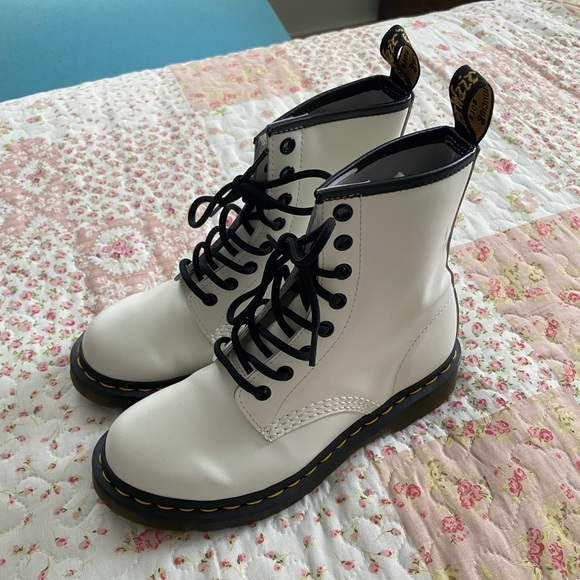 white doc martin boots - Picture 3 of 6